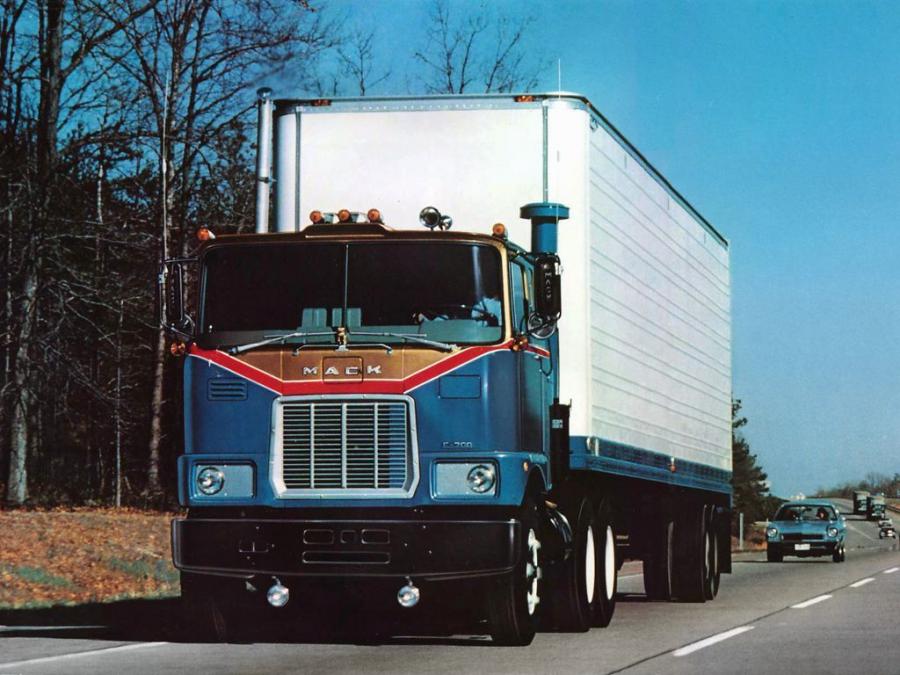  Mack F700 1962 года  (фото 5 из 6)
